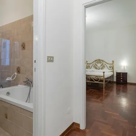 Big Flat Close To Lambrate - Gauzzi Master Guest